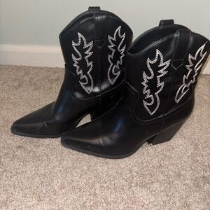 Black Western Ankle Boots with Silver Embroidery